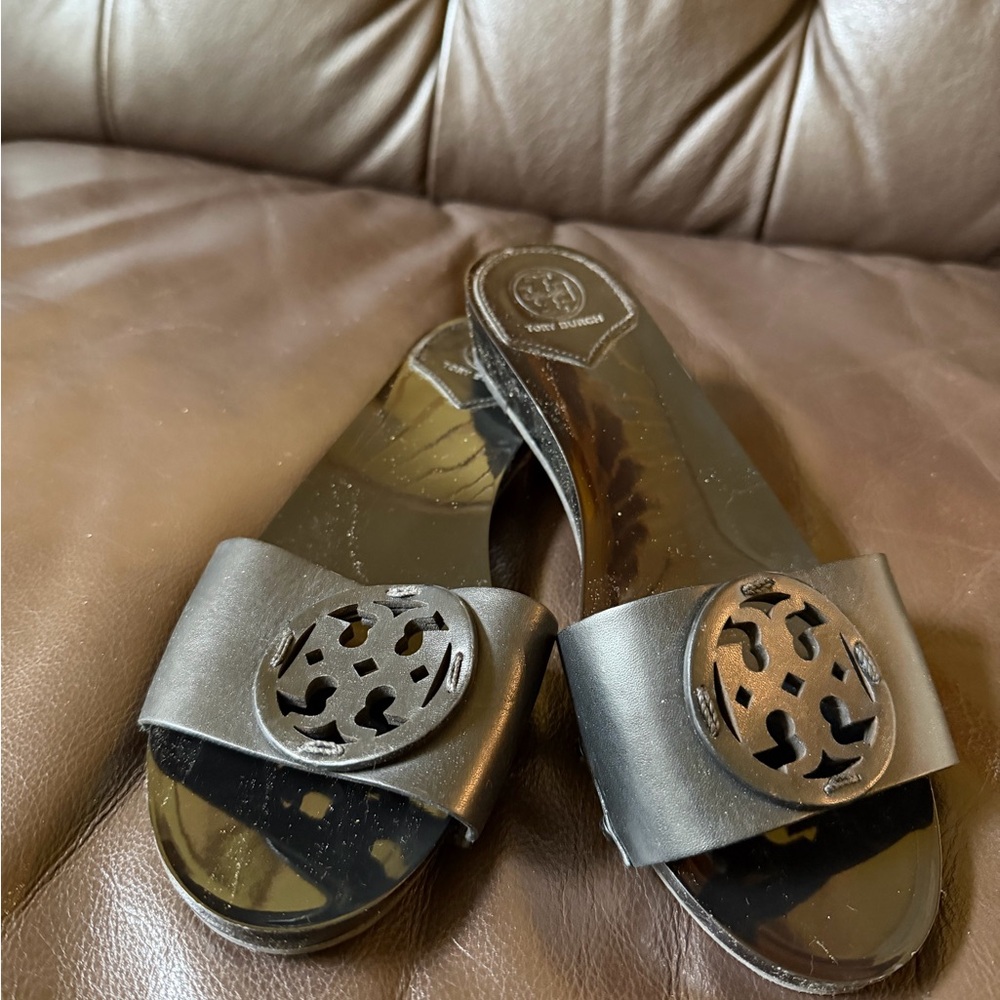 Tory Burch Black Logo-Emblem Slide Sandals